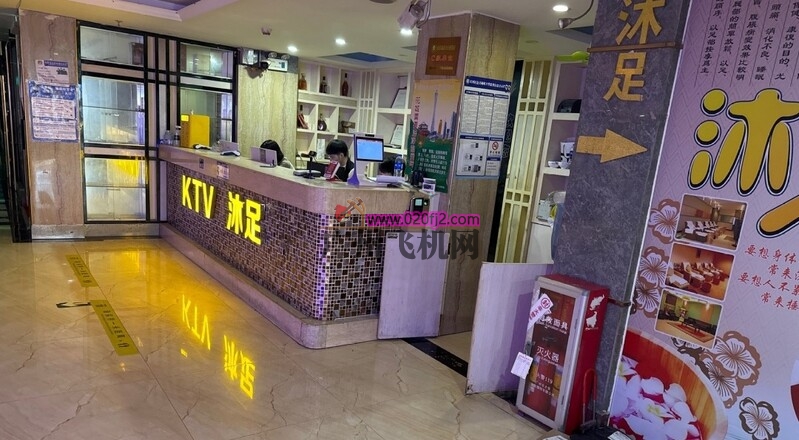 130237l003woxg16700yx6.jpg